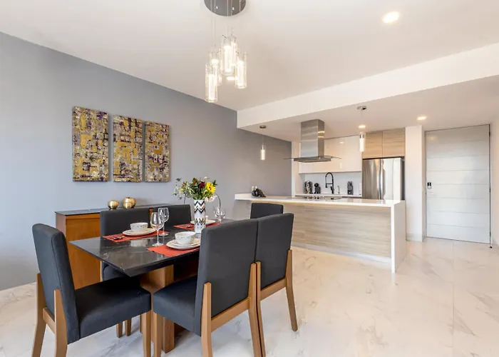 New 2 Bedroom Right Next To The - Pool Ferienhaus